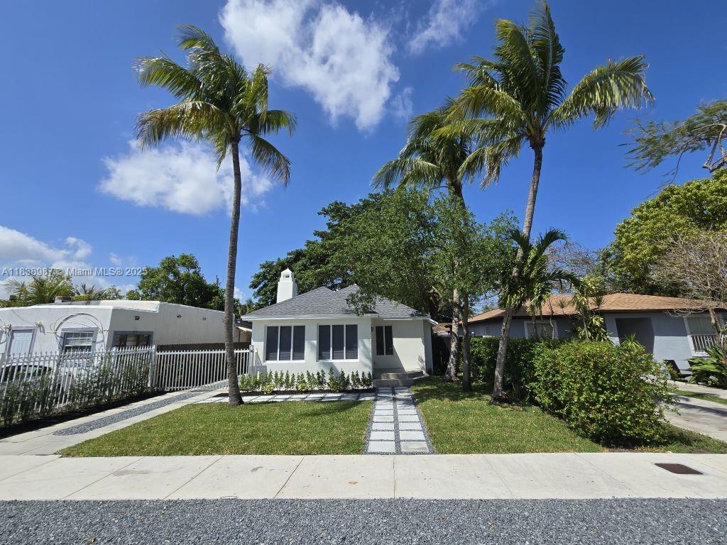 1923 NW 48th St