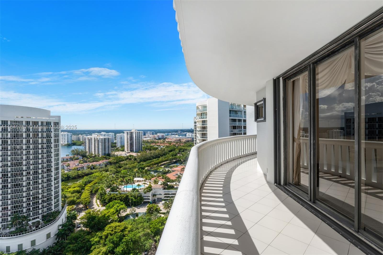 3000 Island Blvd #2902 Aventura, FL 33160 3000 Island Blvd #2902 Aventura, FL 33160