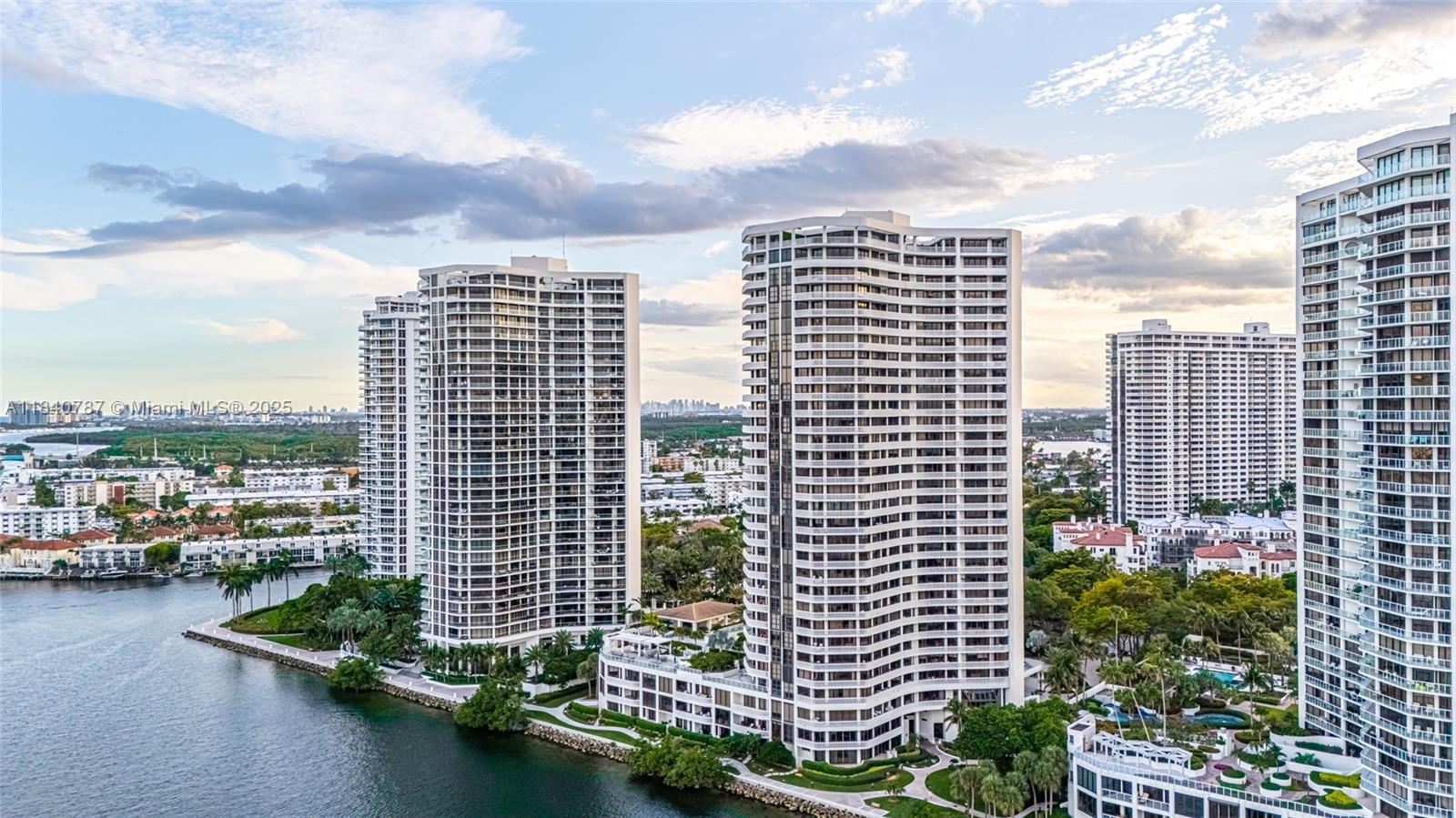 3000 Island Blvd #2902 Aventura, FL 33160 3000 Island Blvd #2902 Aventura, FL 33160