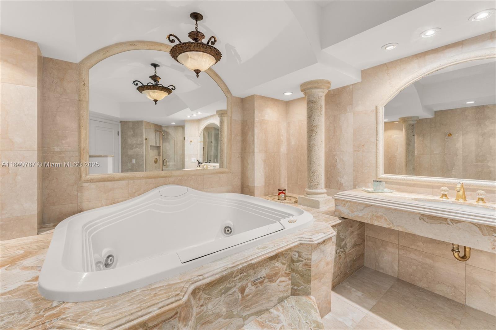 3000 Island Blvd #2902 Aventura, FL 33160