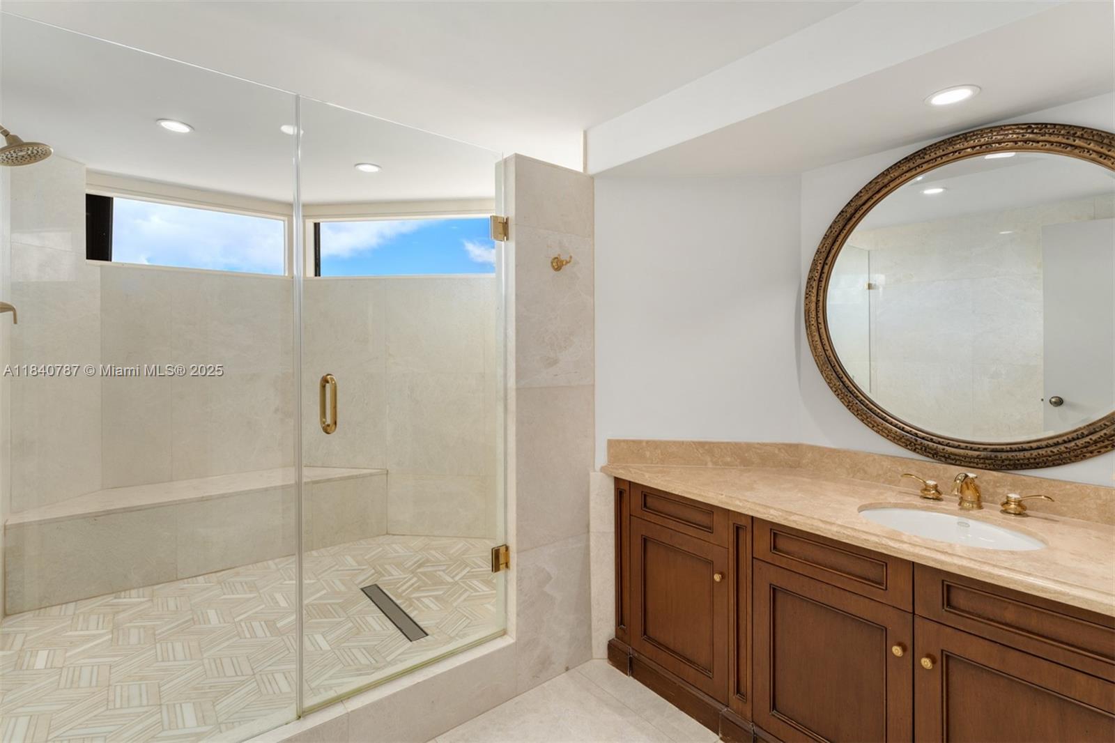 3000 Island Blvd #2902 Aventura, FL 33160