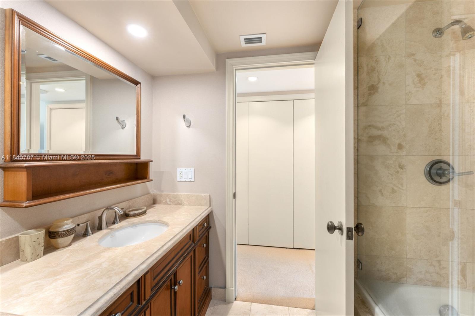 3000 Island Blvd #2902 Aventura, FL 33160