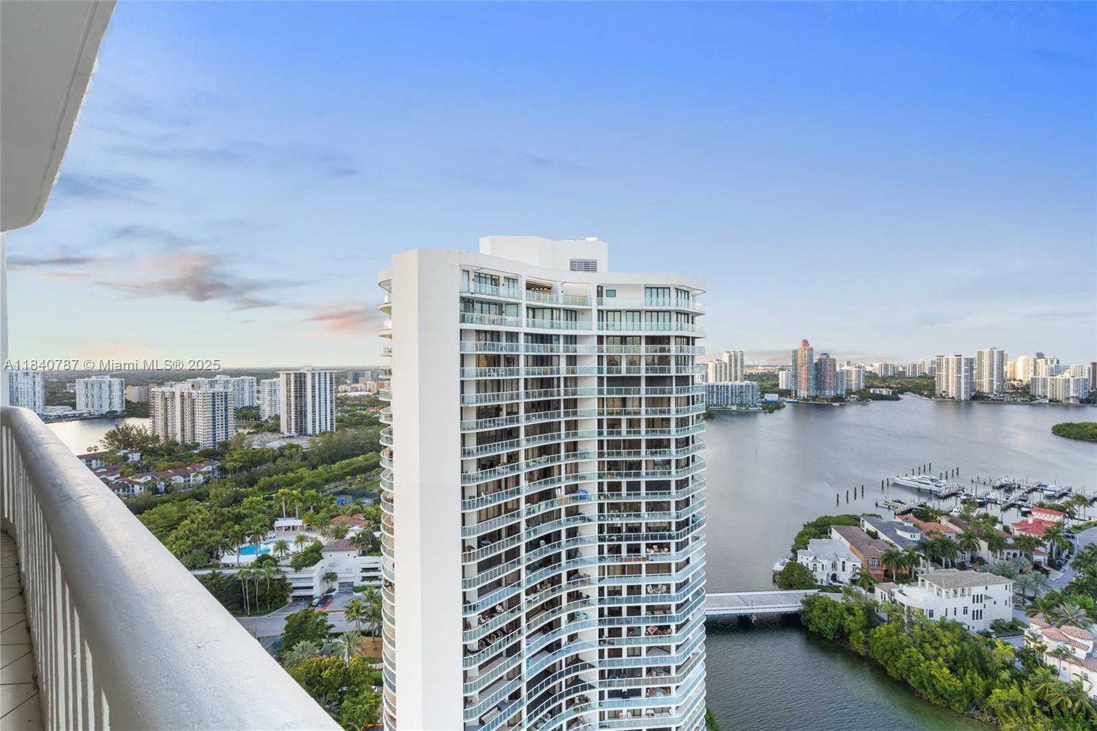 3000 Island Blvd #2902 Aventura, FL 33160