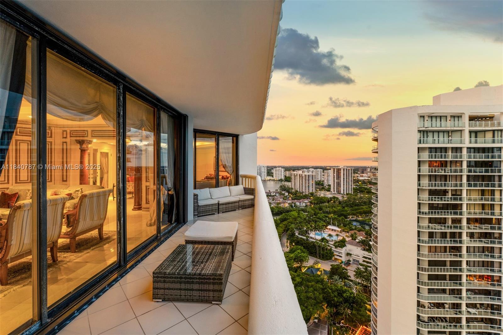 3000 Island Blvd #2902 Aventura, FL 33160