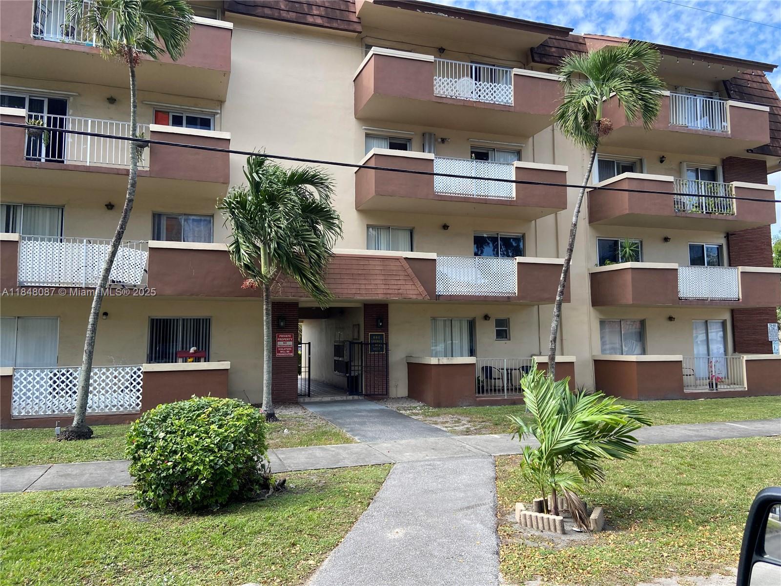 680 Miller Dr #W402