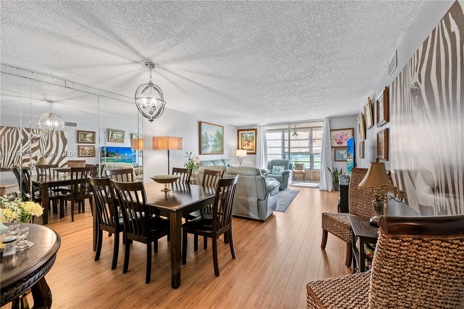 9461 Sunrise Lks Blvd #207