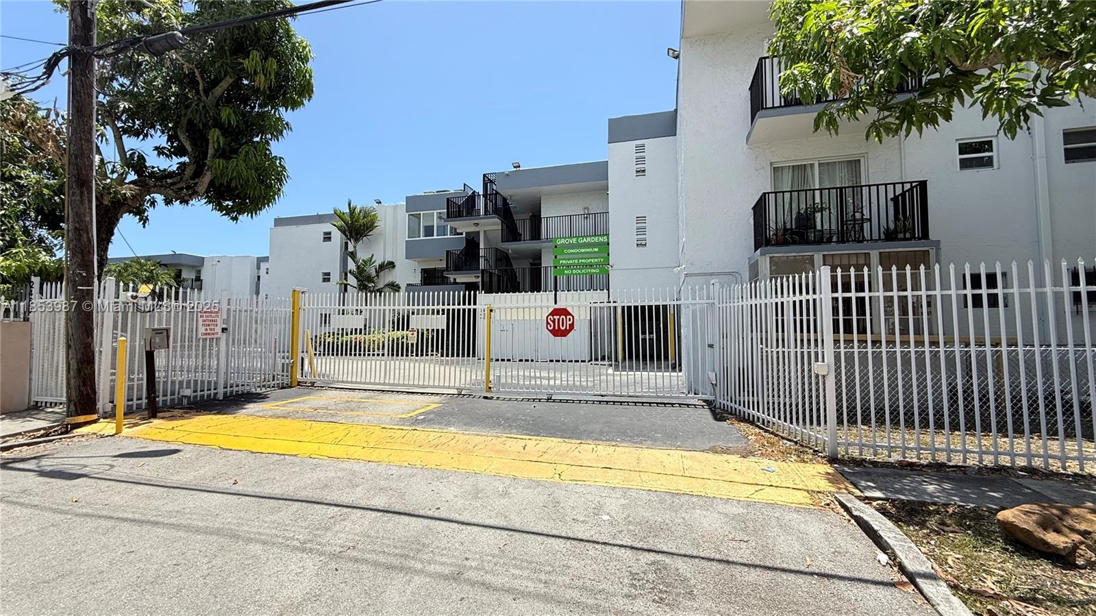 2498 SW 17th Ave #4105