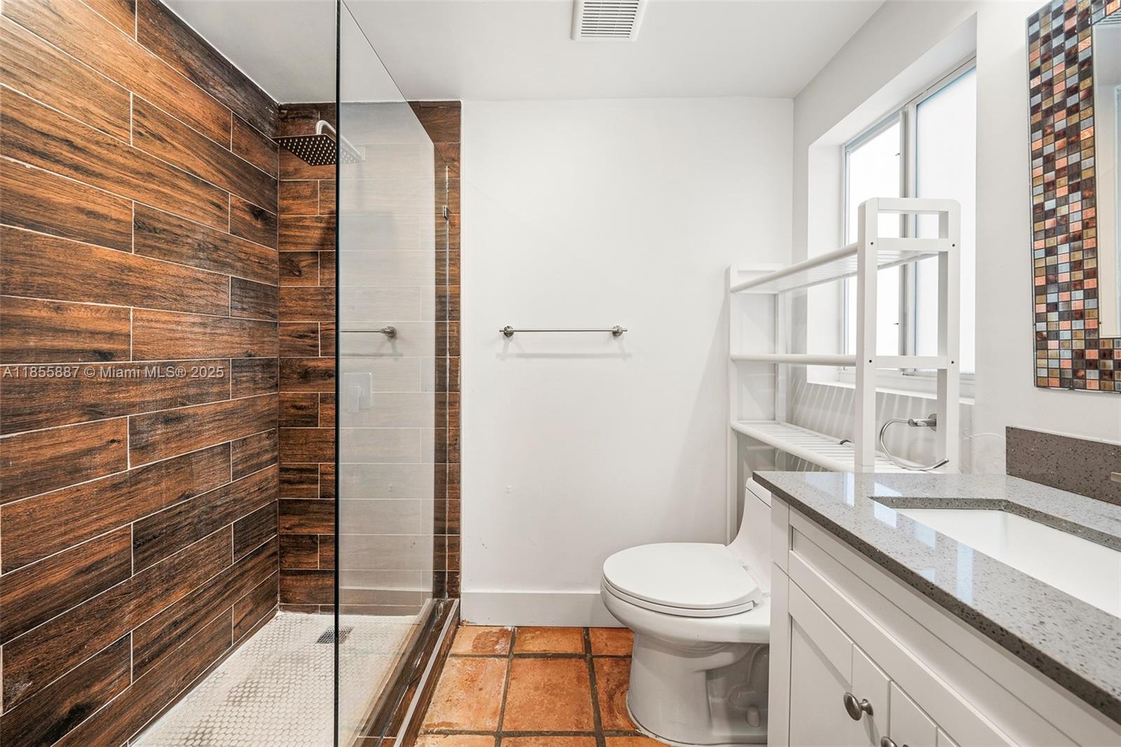 3586 Main Hwy Coconut Grove, FL 33133