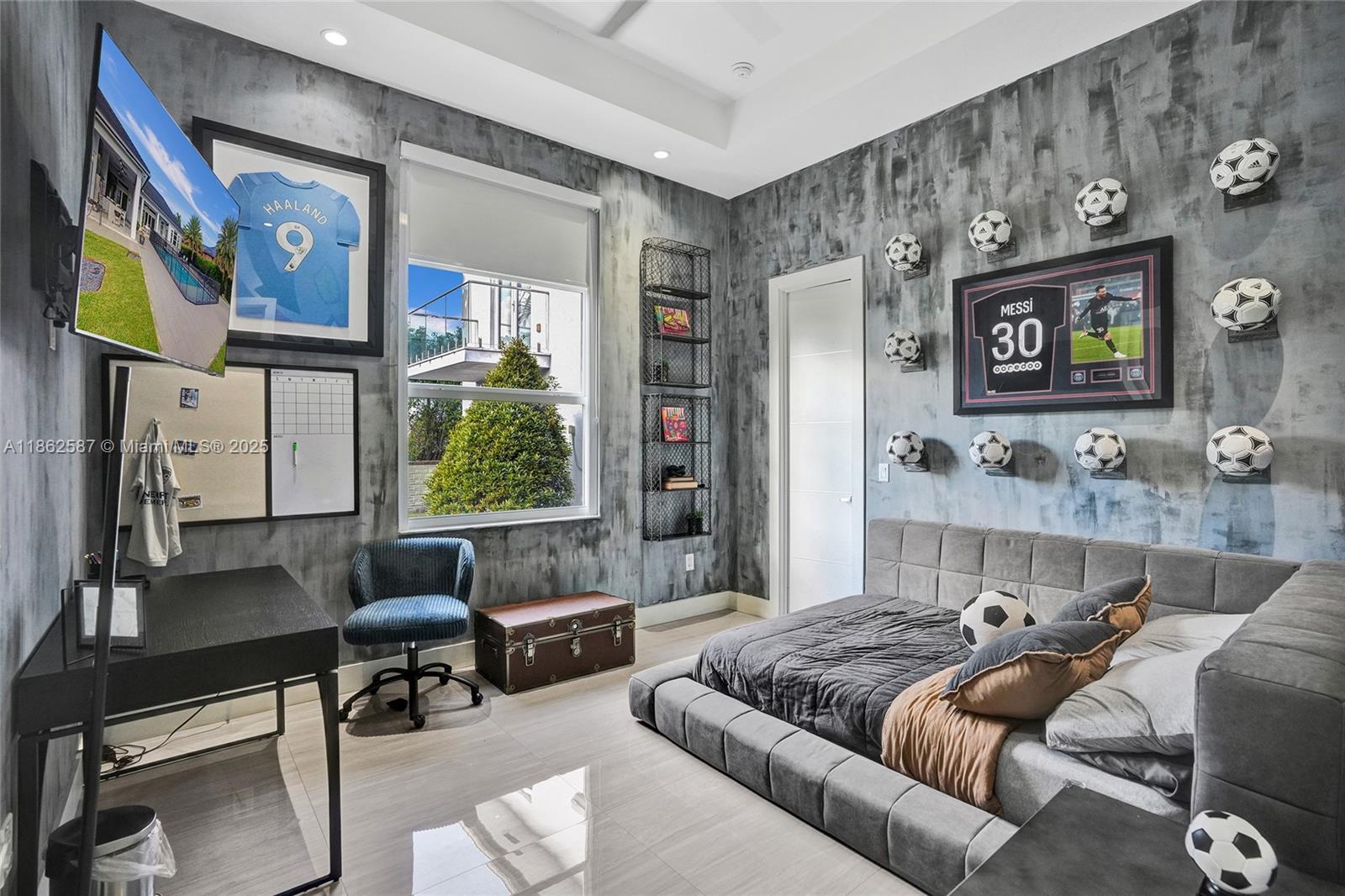 411 NW 125th Ave Miami, FL 33182