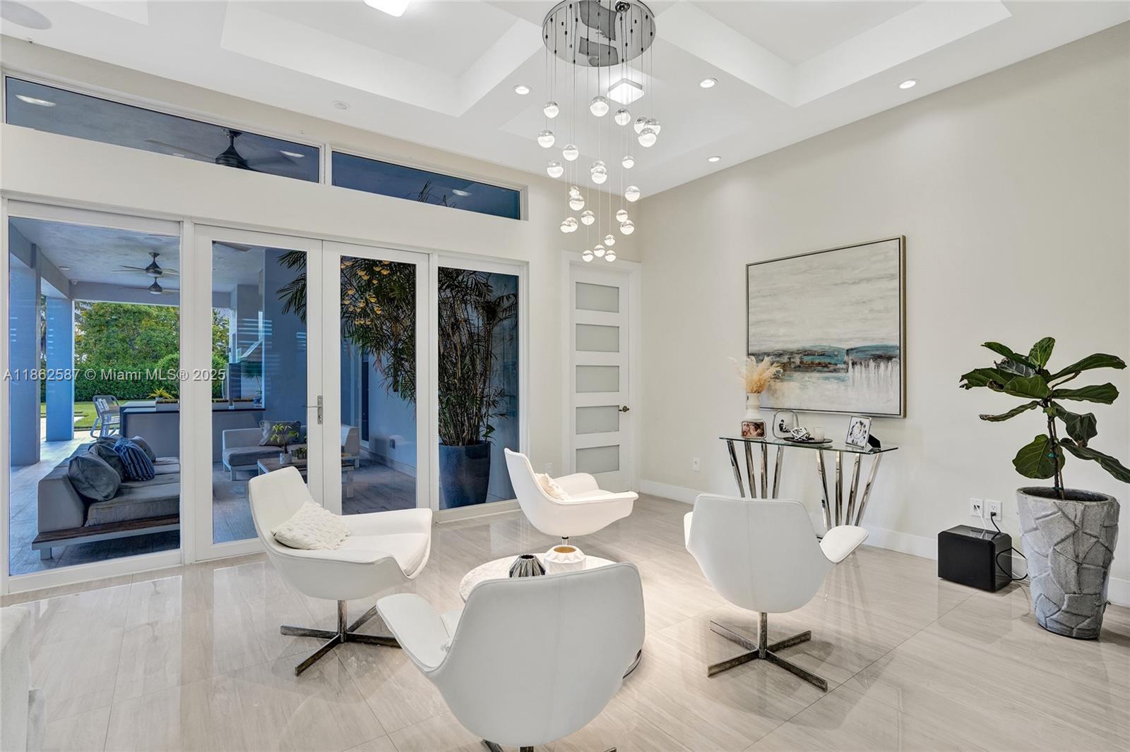 411 NW 125th Ave Miami, FL 33182