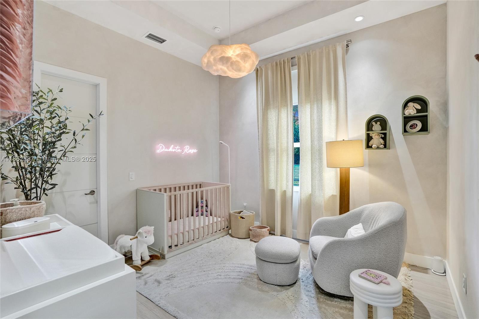 411 NW 125th Ave Miami, FL 33182