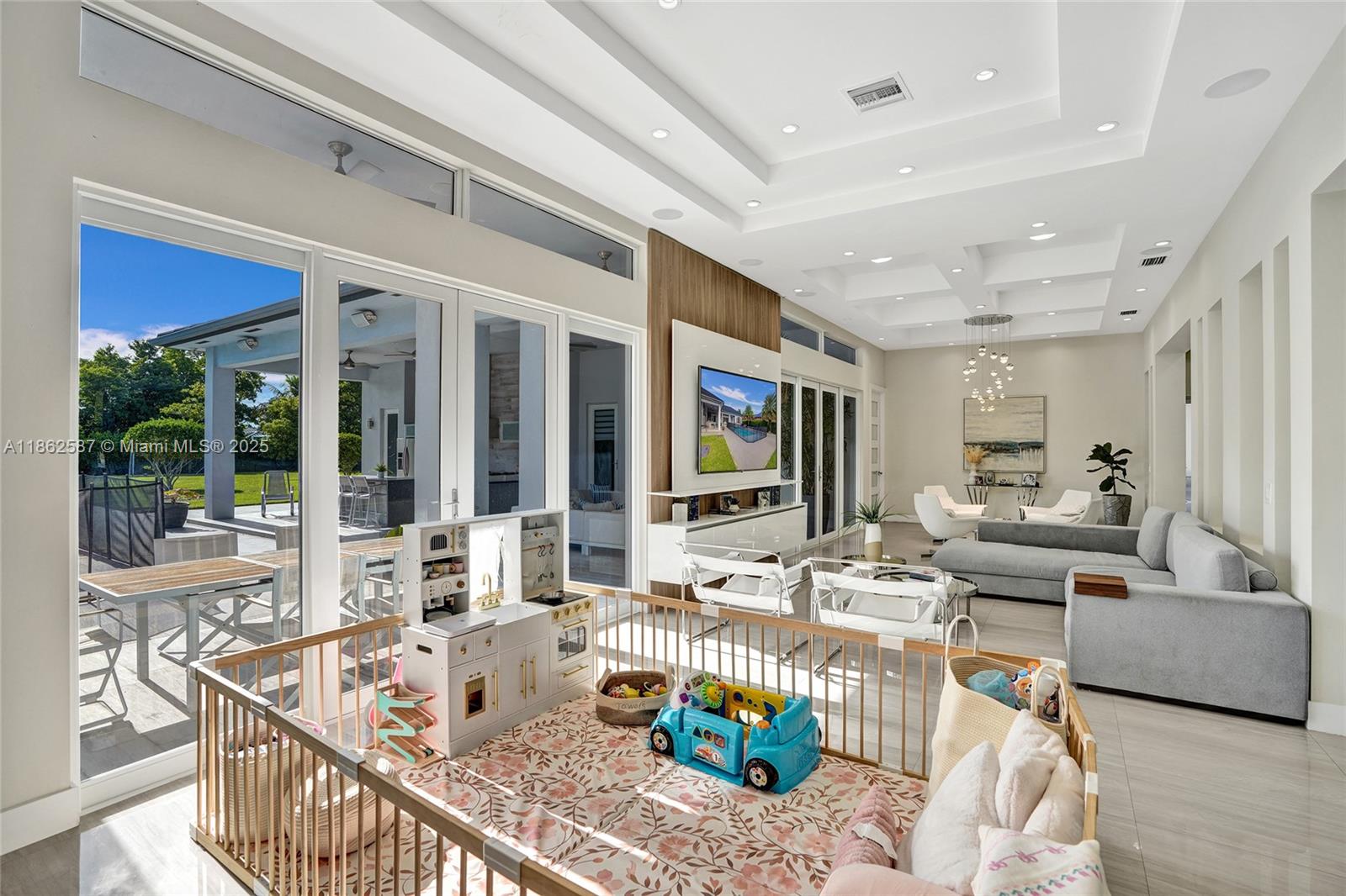 411 NW 125th Ave Miami, FL 33182