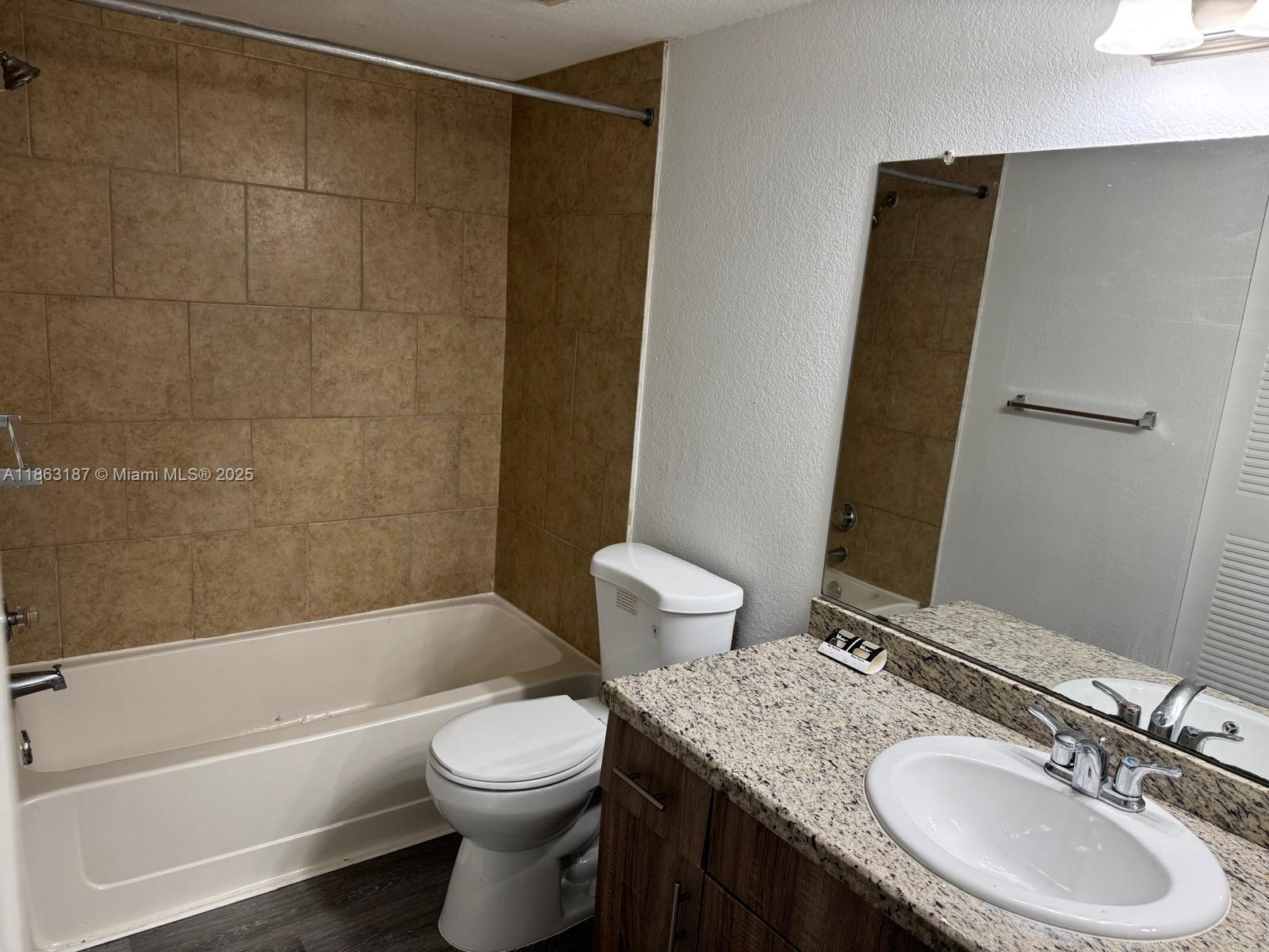 12510 Vista Isles Dr #1224 Sunrise, FL 33325