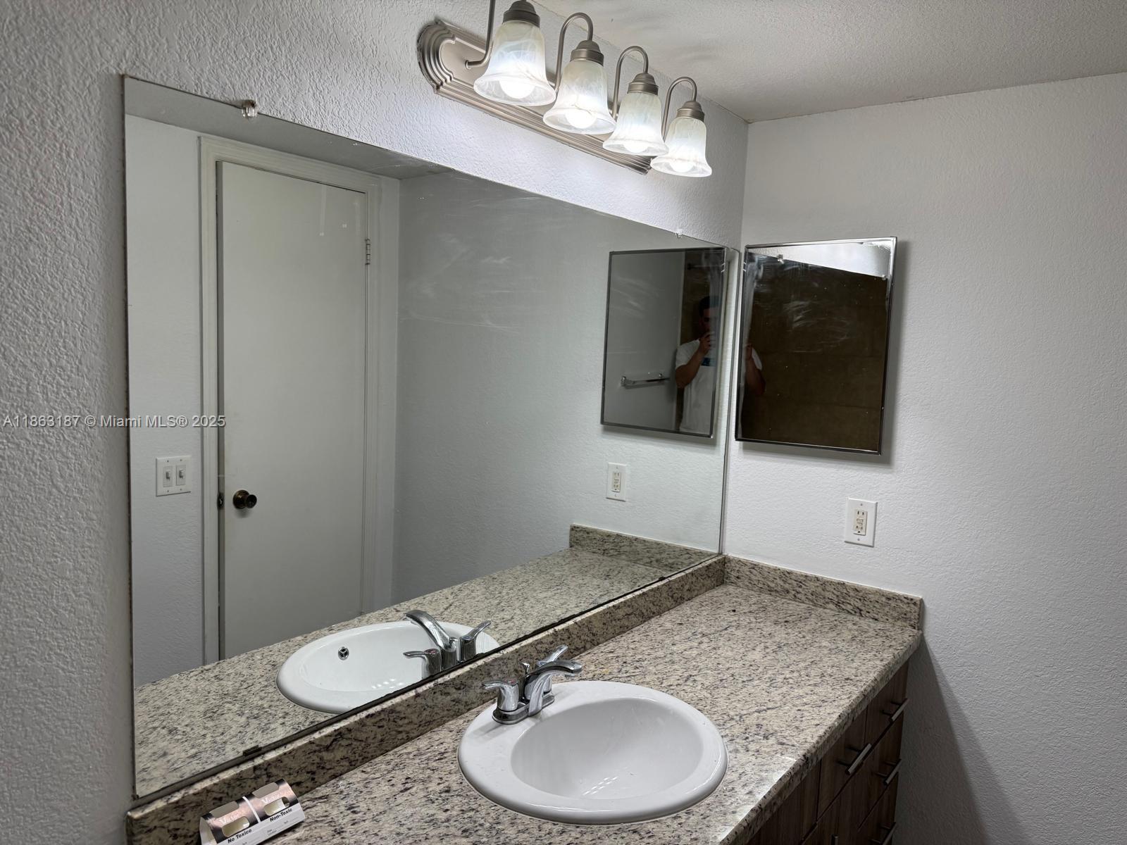 12510 Vista Isles Dr #1224 Sunrise, FL 33325