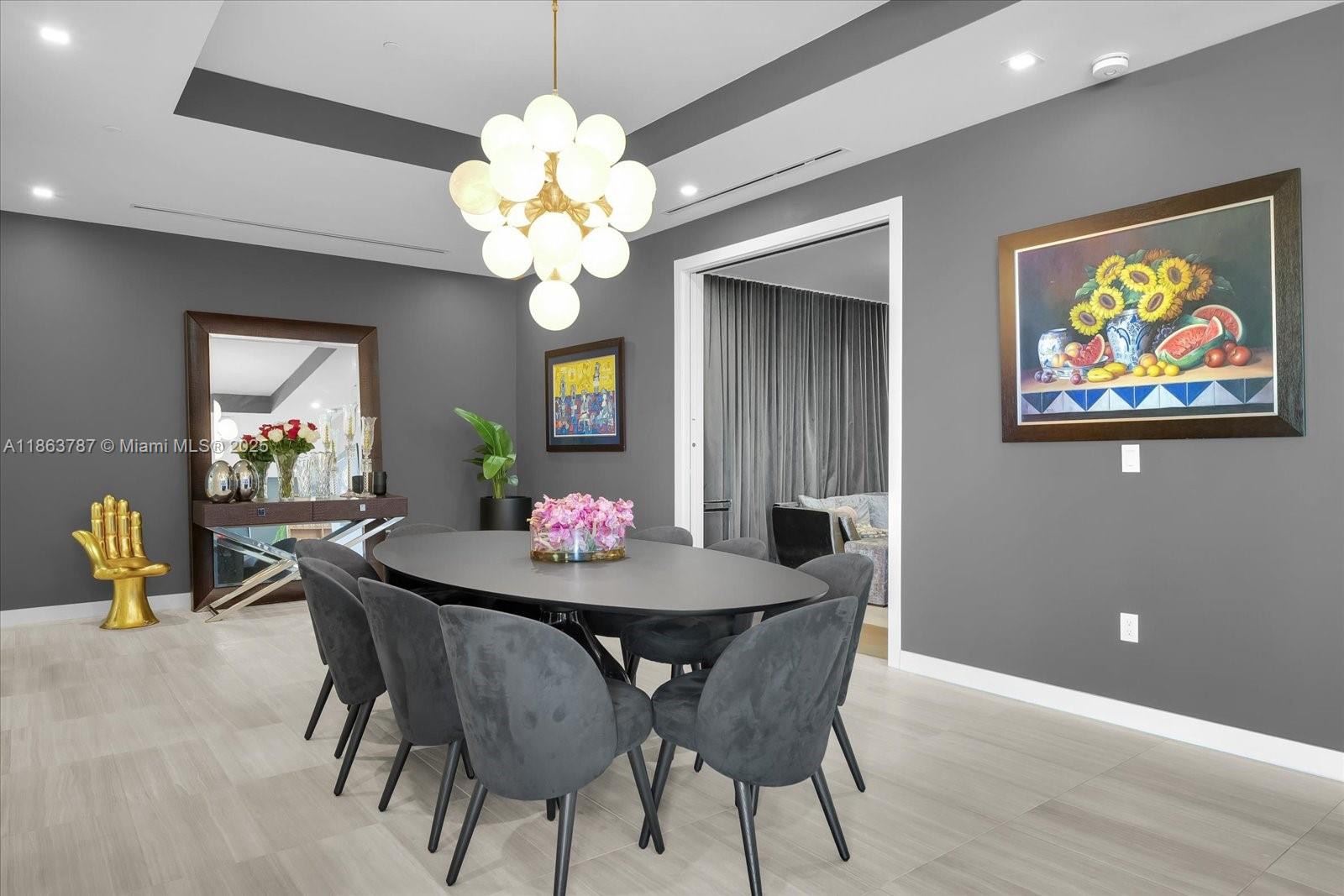 image Ritz-carlton Residences15