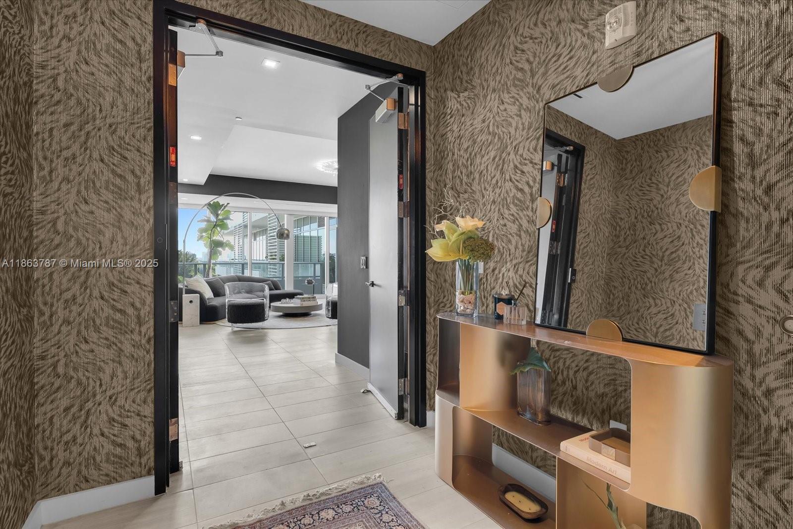 image Ritz-carlton Residences16