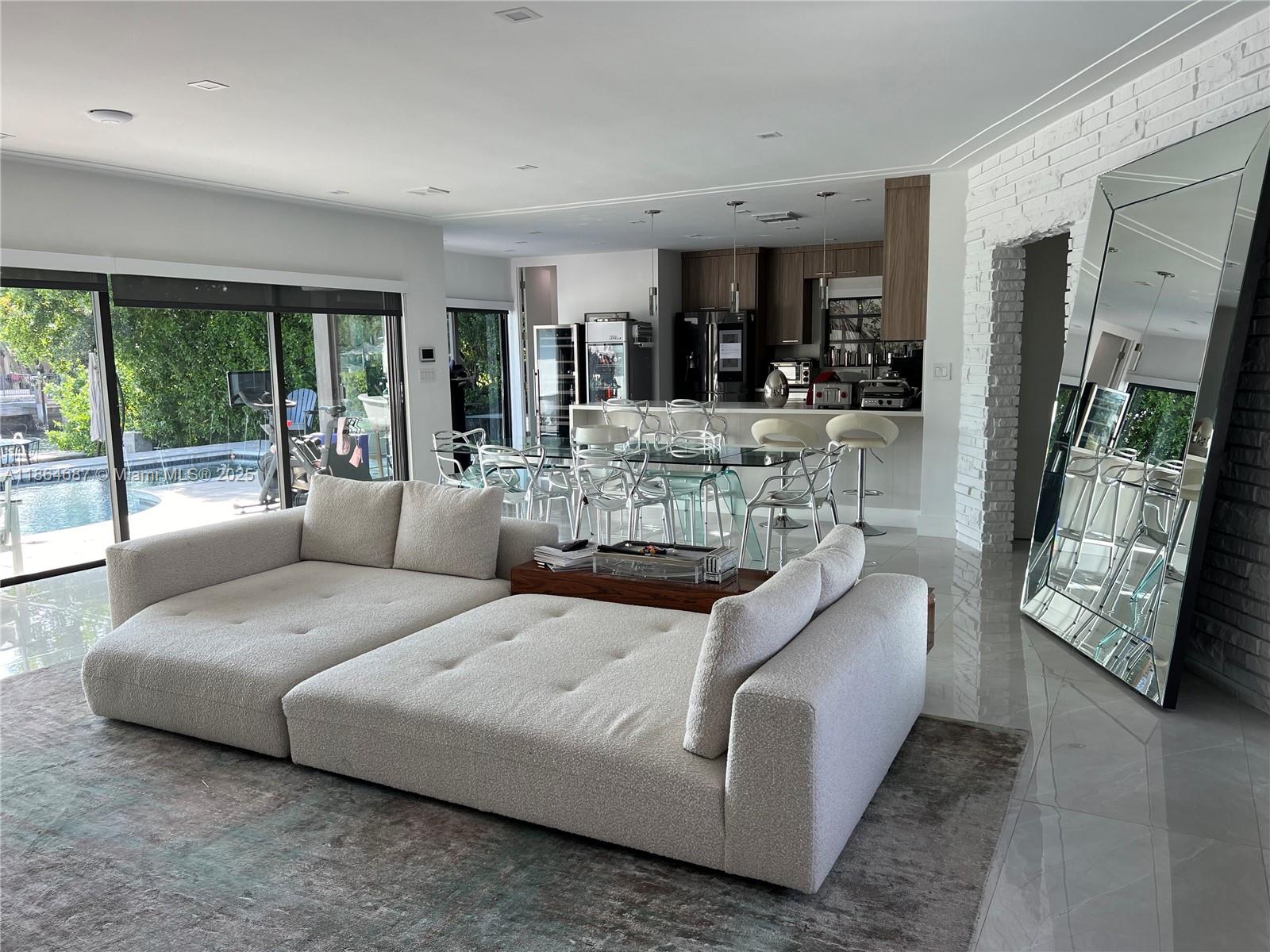 2062 NE 121st Rd North Miami, FL 33181