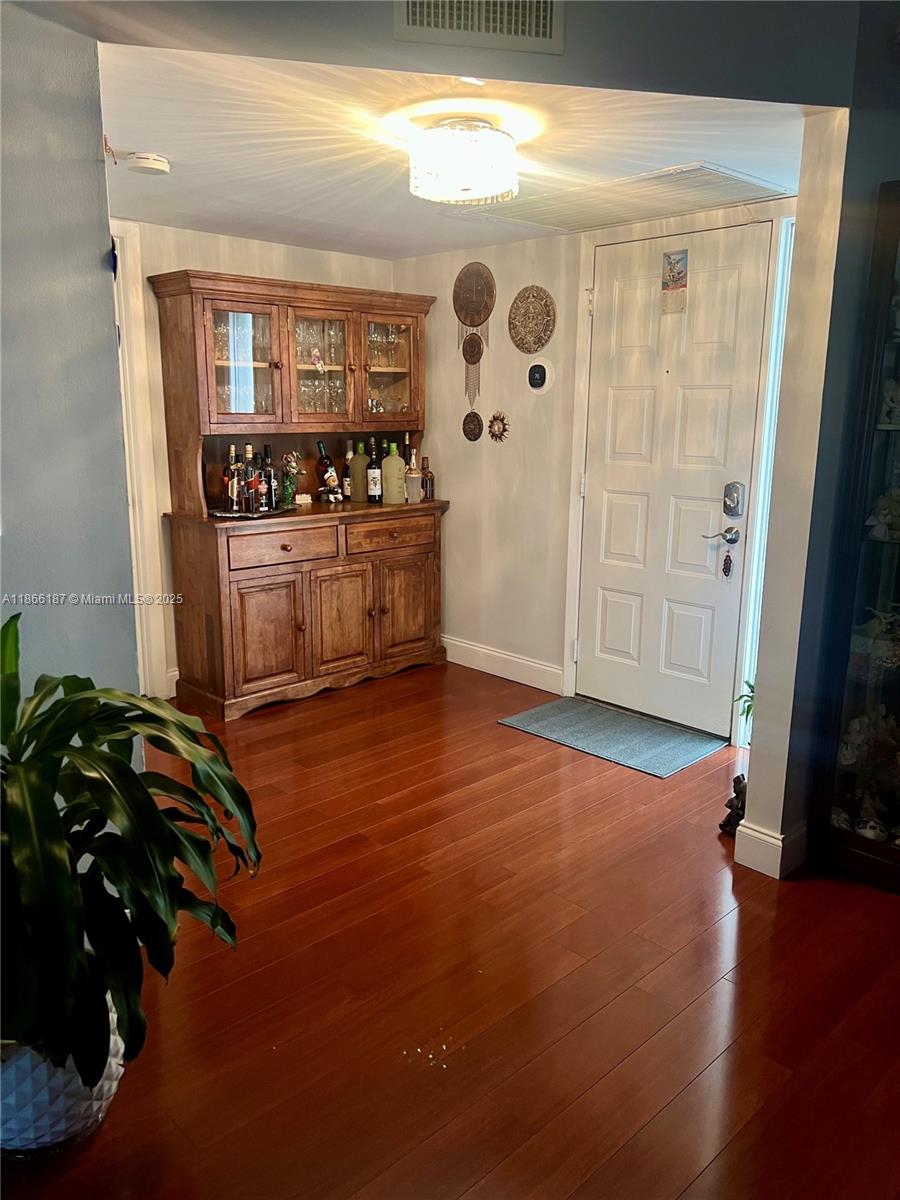 2964 S Carambola Cir S #2039 Coconut Creek, FL 33066