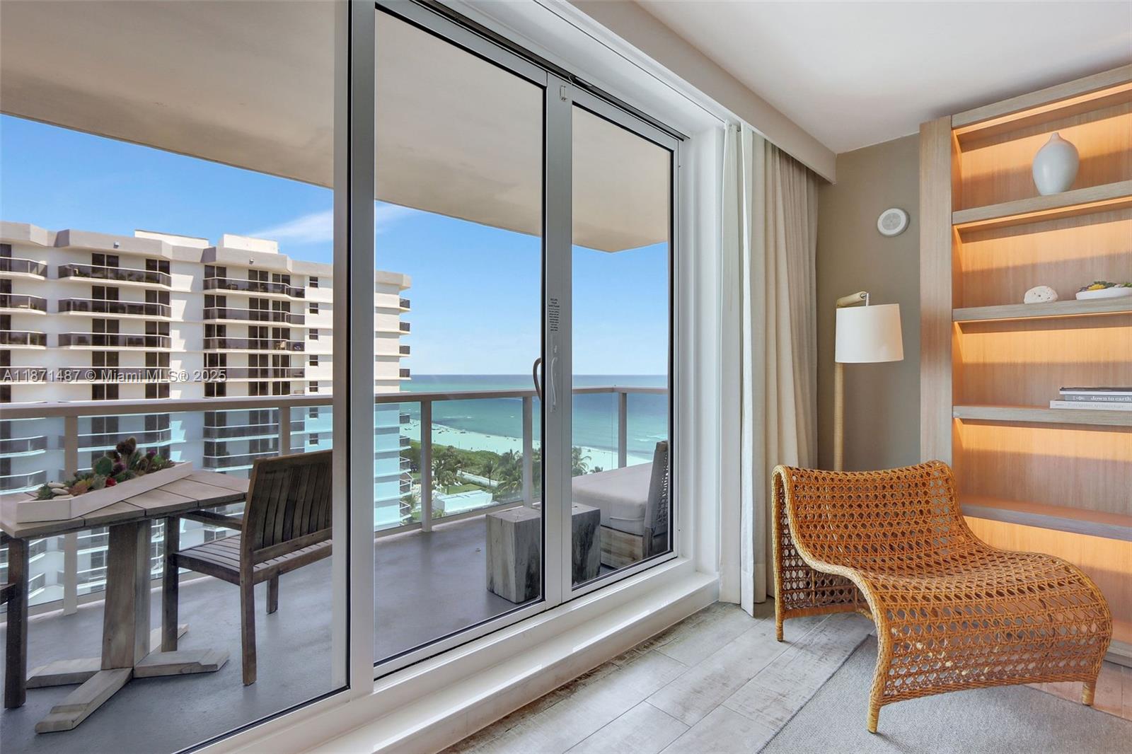 image 1 Hotel South Beach2