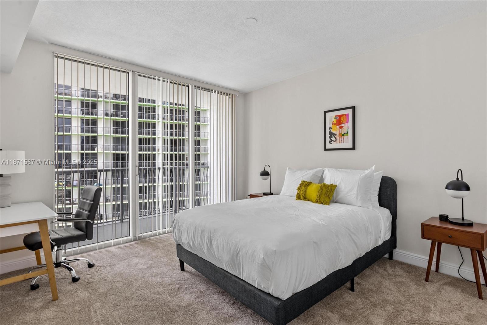 image Opera Tower Condo7