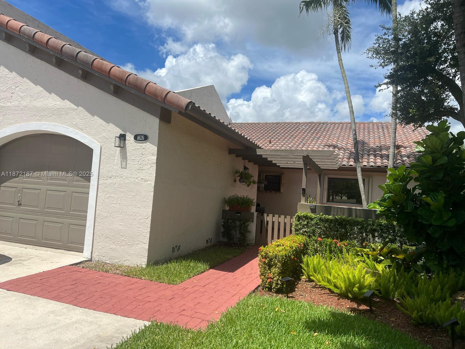 8626 SW 114th Pl