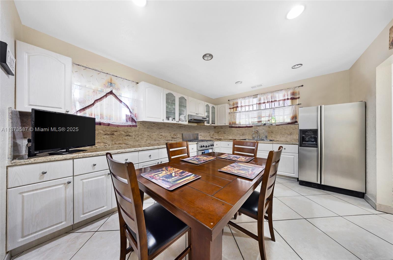 287 NW 31st St Miami, FL 33127