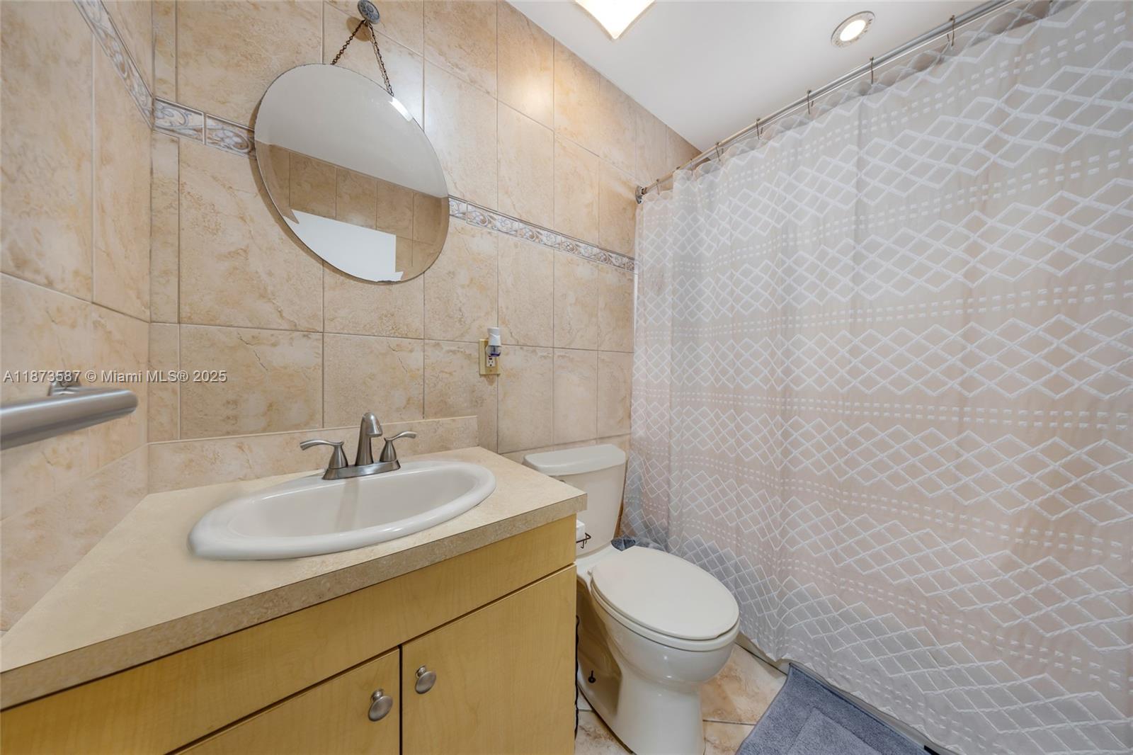 287 NW 31st St Miami, FL 33127