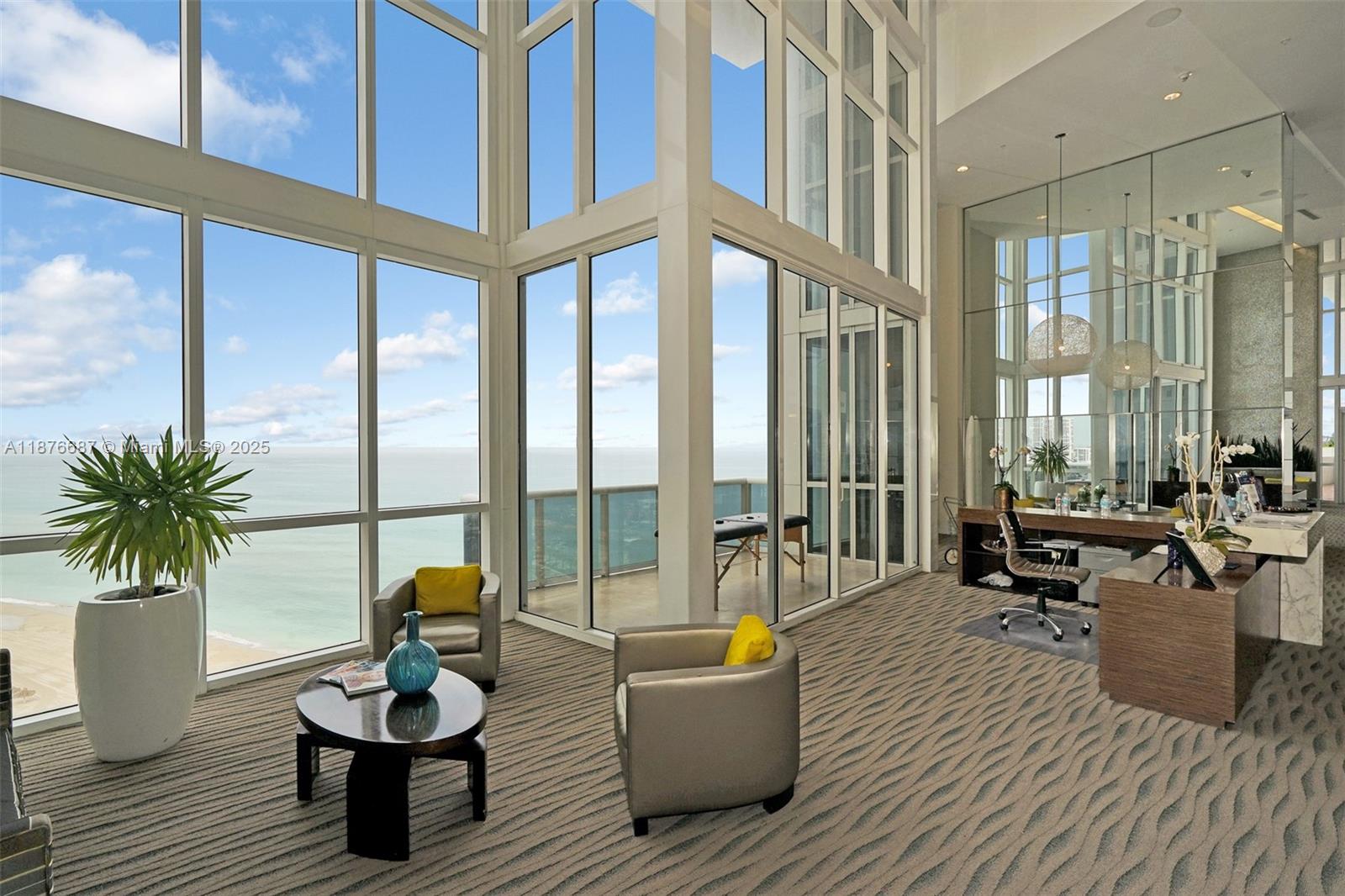 image Trump Royale15