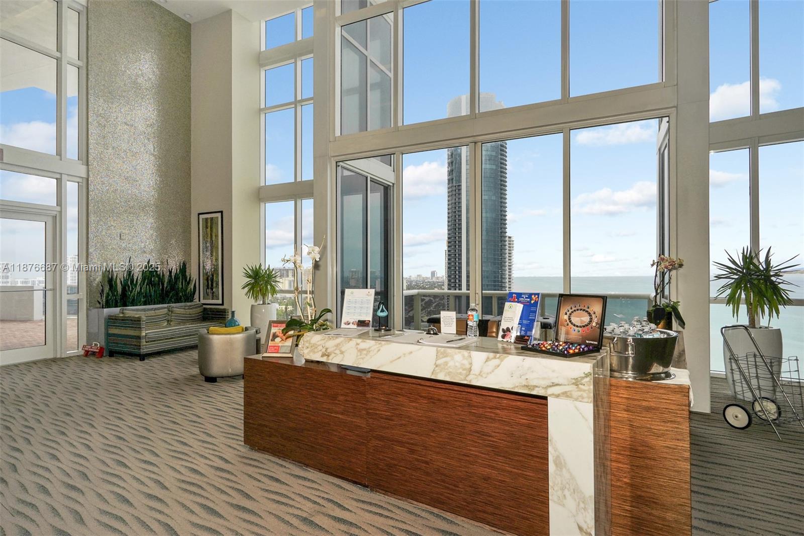 image Trump Royale16