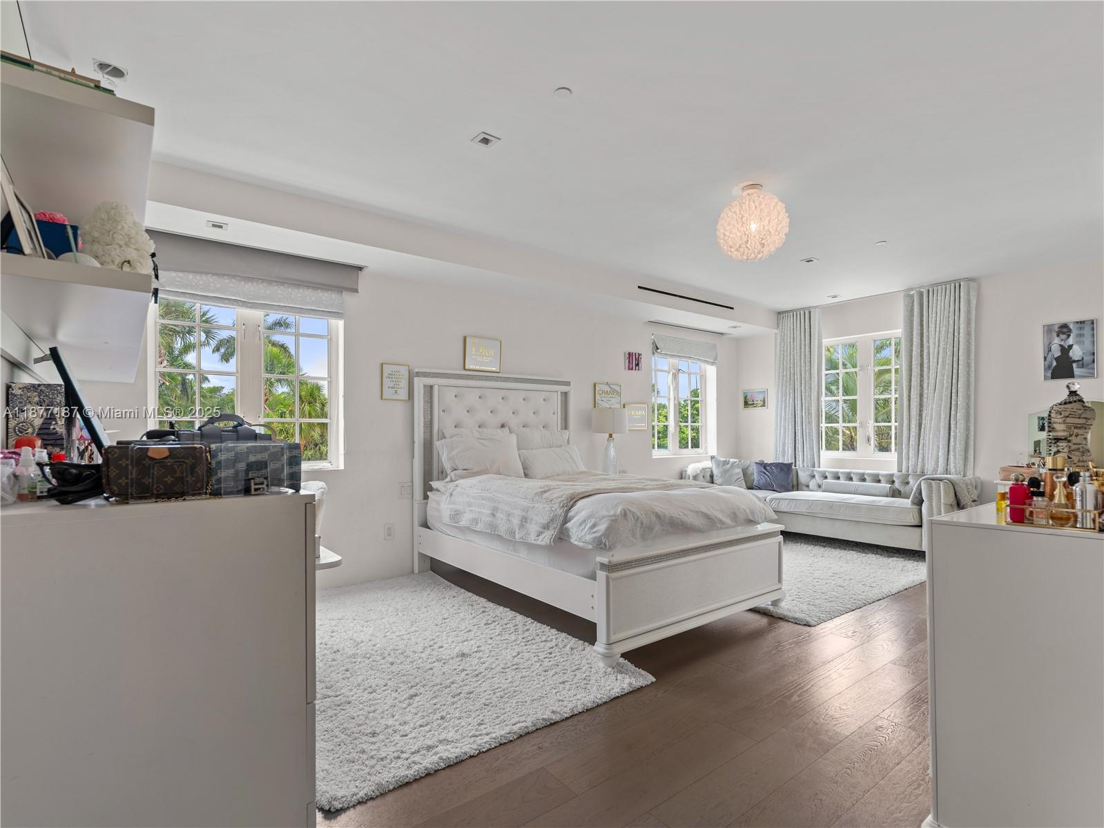 8011 Fisher Is Dr #8011 Miami Beach, FL 33109