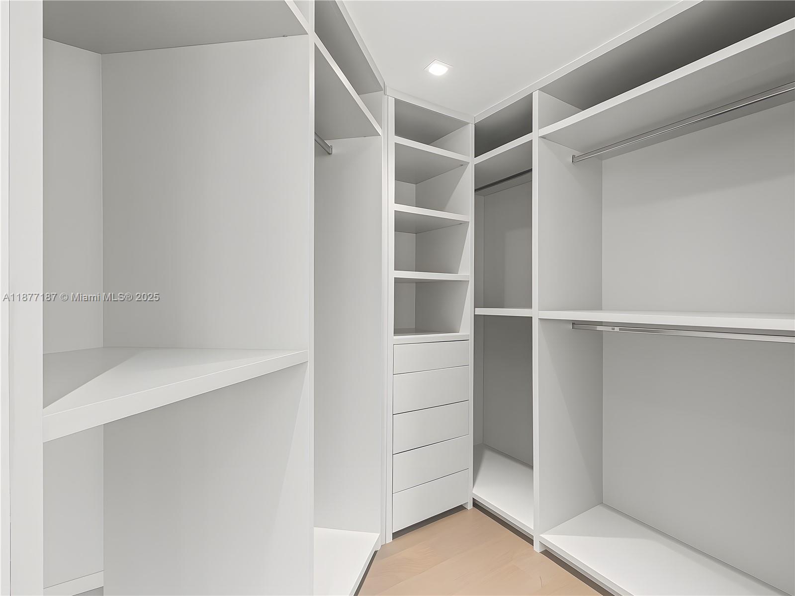 8011 Fisher Is Dr #8011 Miami Beach, FL 33109