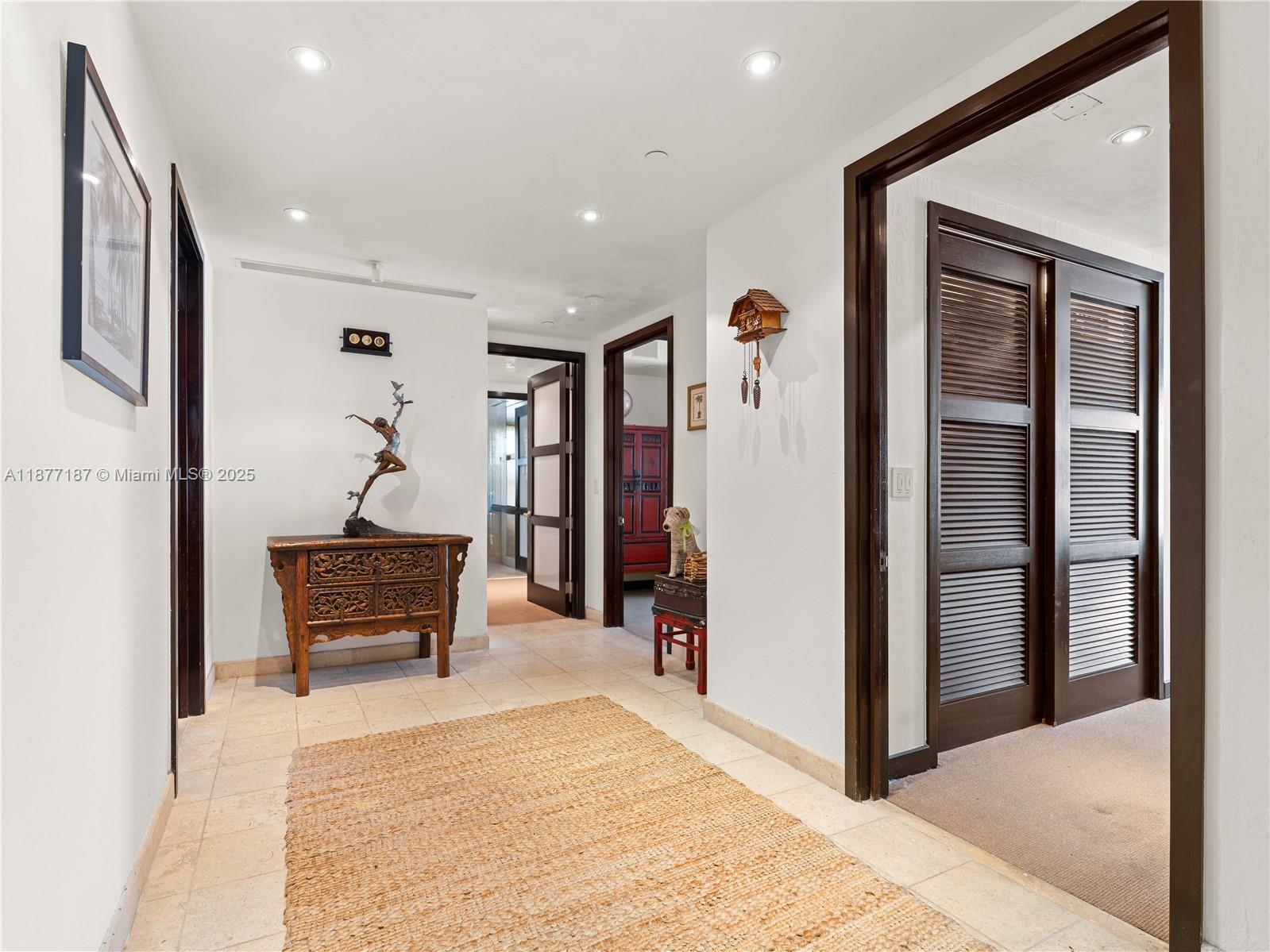 8011 Fisher Is Dr #8011 Miami Beach, FL 33109