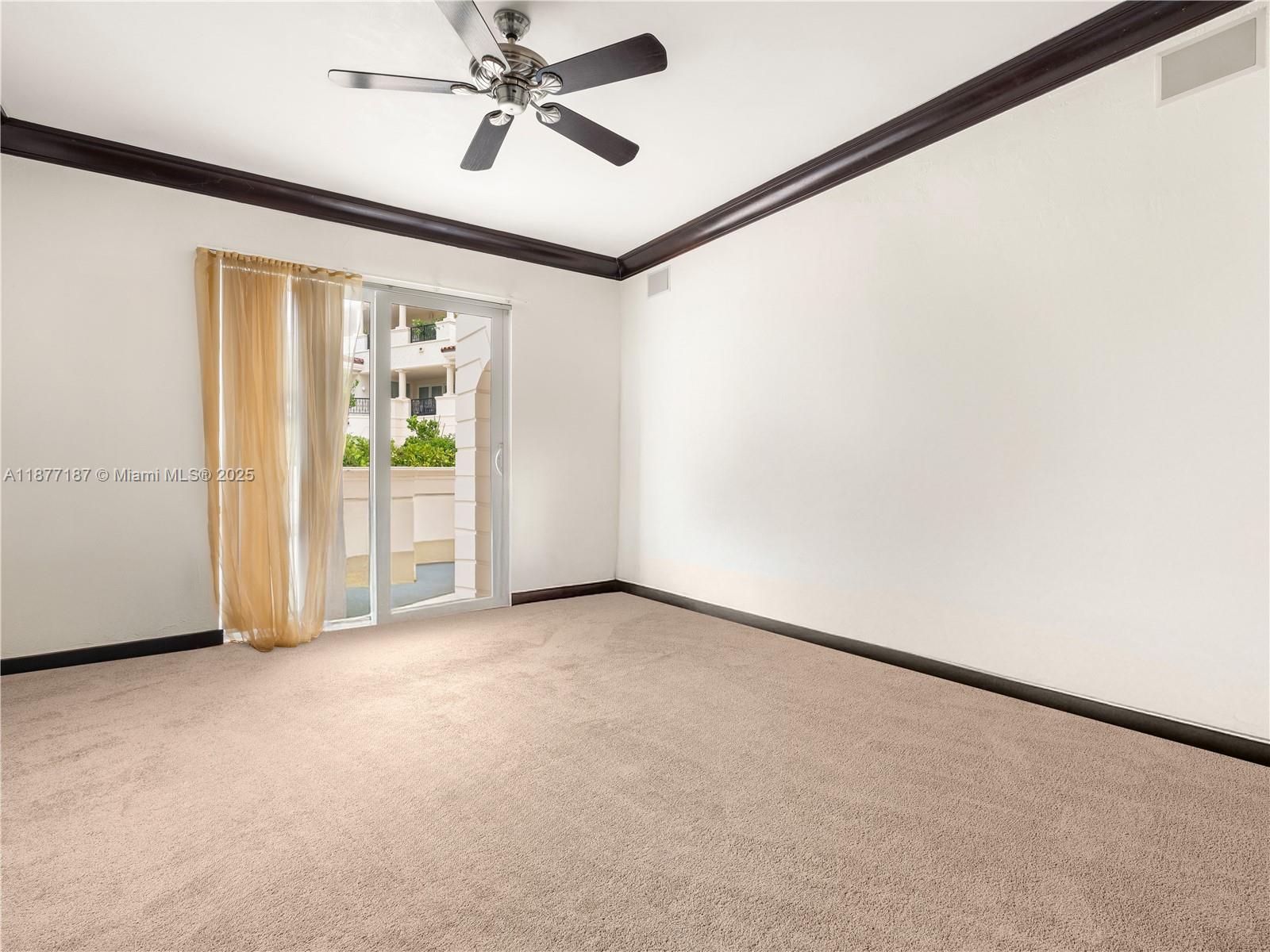 8011 Fisher Is Dr #8011 Miami Beach, FL 33109