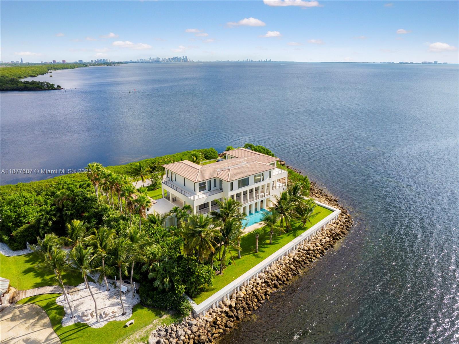 650 Lugo Ave Coral Gables, FL 33156 650 Lugo Ave Coral Gables, FL 33156
