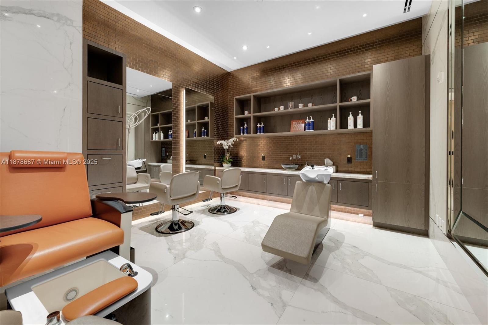 image Fendi Château Residences39