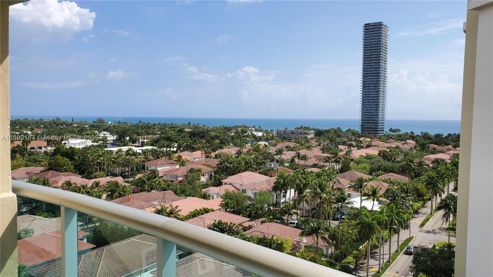 19390 Collins Ave #1124