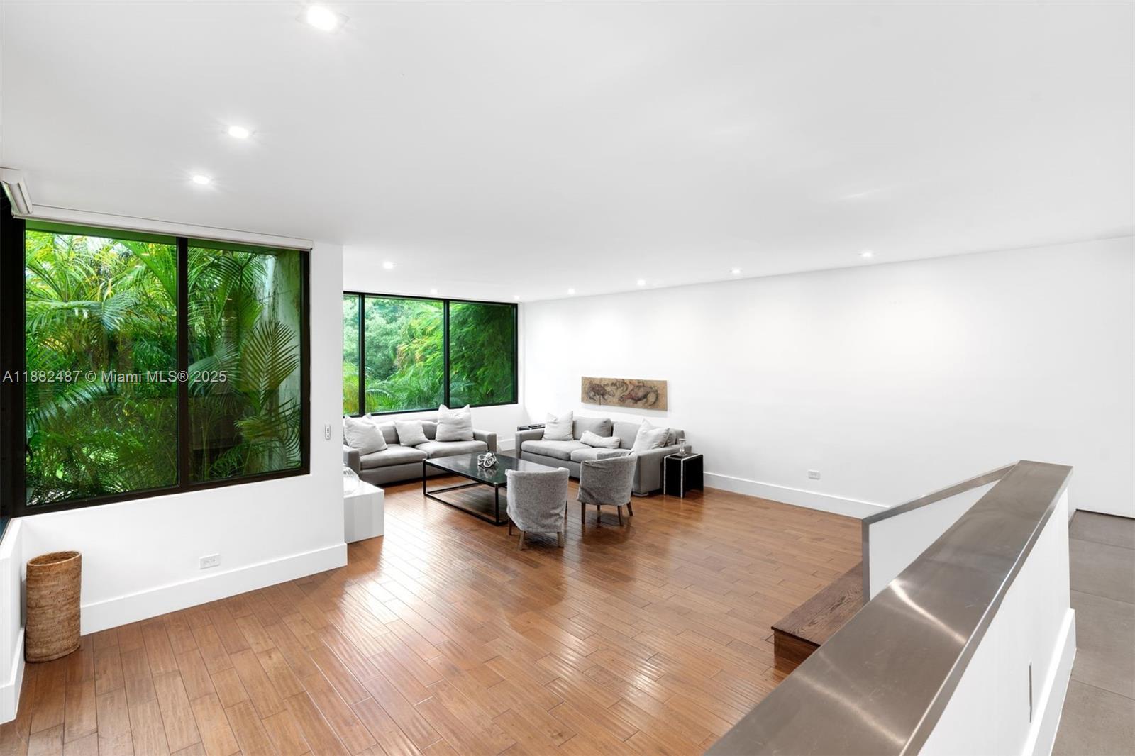 2815 Regatta Ave #1 A Miami Beach, FL 33140