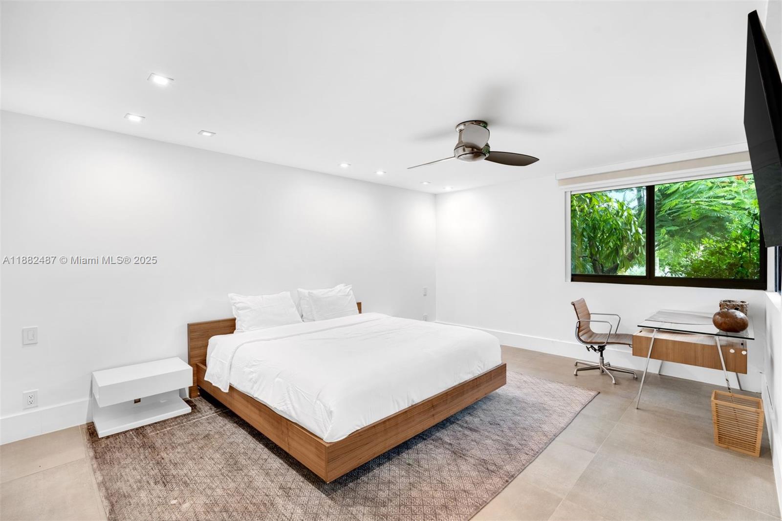 2815 Regatta Ave #1 A Miami Beach, FL 33140