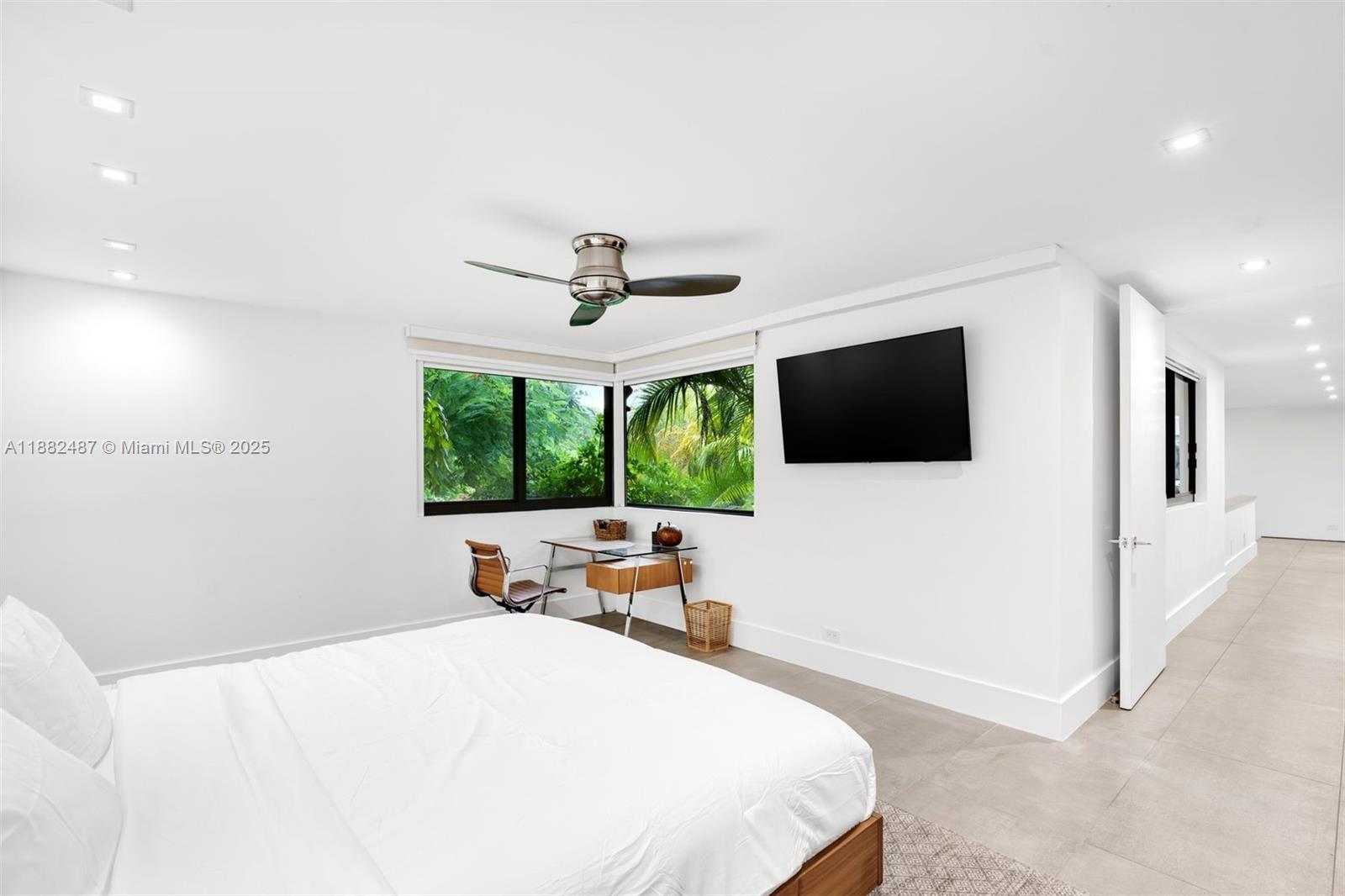 2815 Regatta Ave #1 A Miami Beach, FL 33140