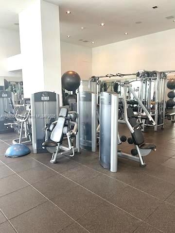 image Ten Museum Park16