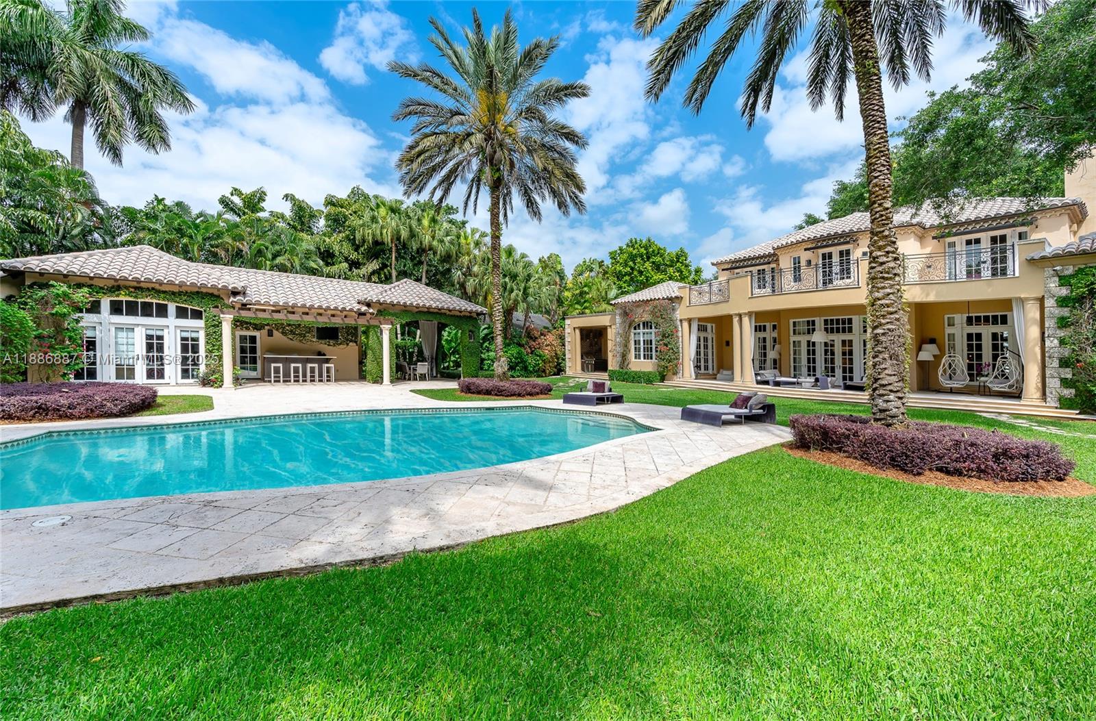 4790 SW 78th St Miami, FL 33143 4790 SW 78th St Miami, FL 33143