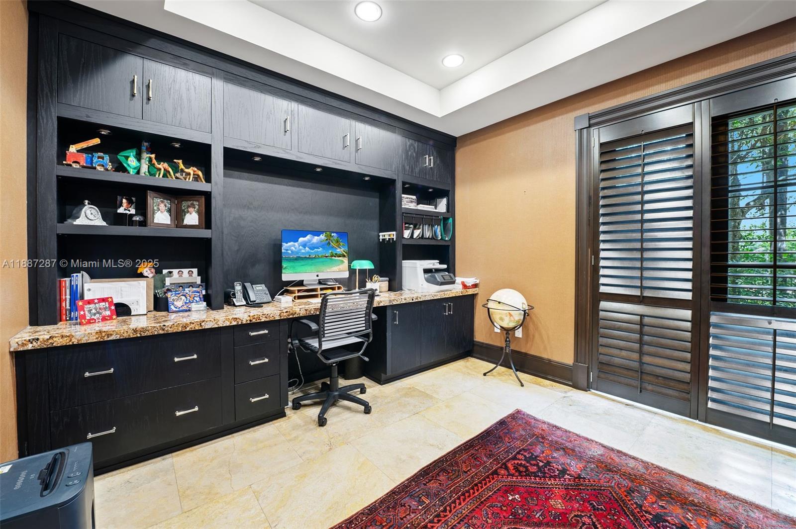 9601 SW 60th Ct Pinecrest, FL 33156