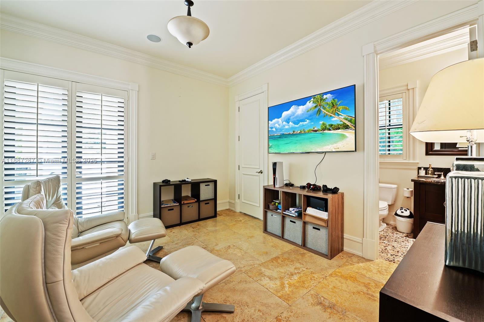 9601 SW 60th Ct Pinecrest, FL 33156