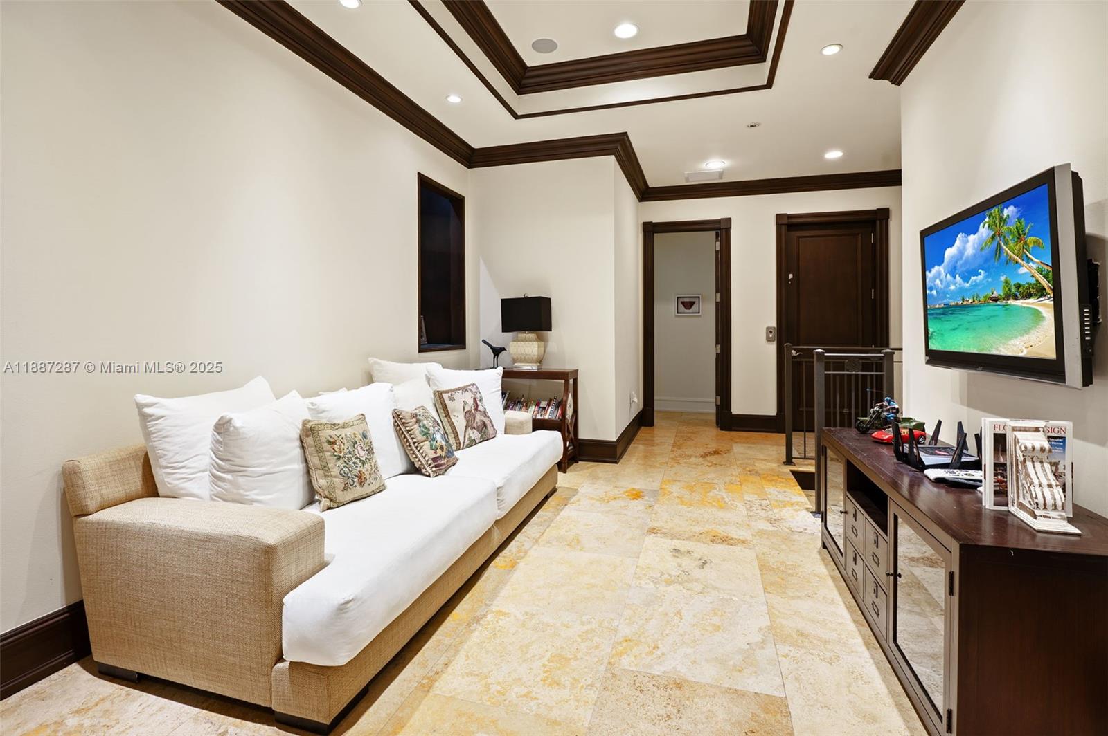 9601 SW 60th Ct Pinecrest, FL 33156