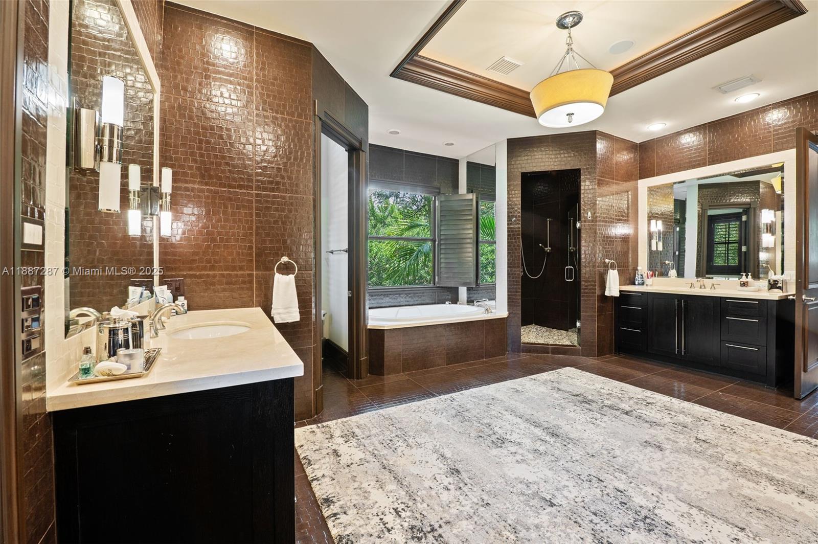 9601 SW 60th Ct Pinecrest, FL 33156