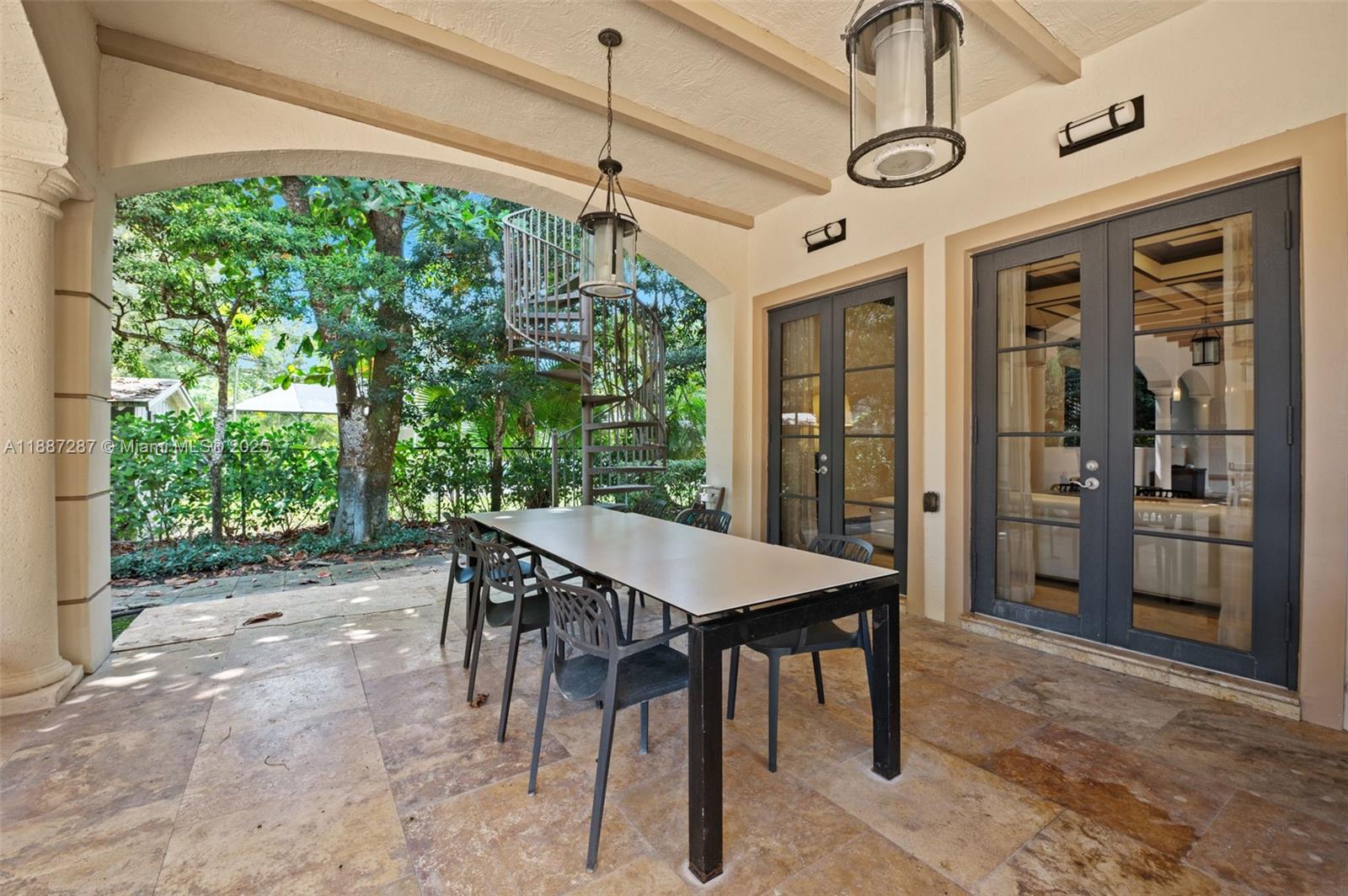 9601 SW 60th Ct Pinecrest, FL 33156