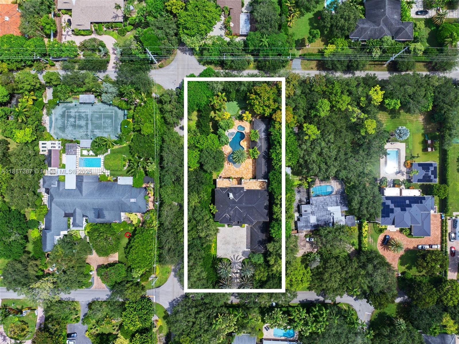 9601 SW 60th Ct Pinecrest, FL 33156