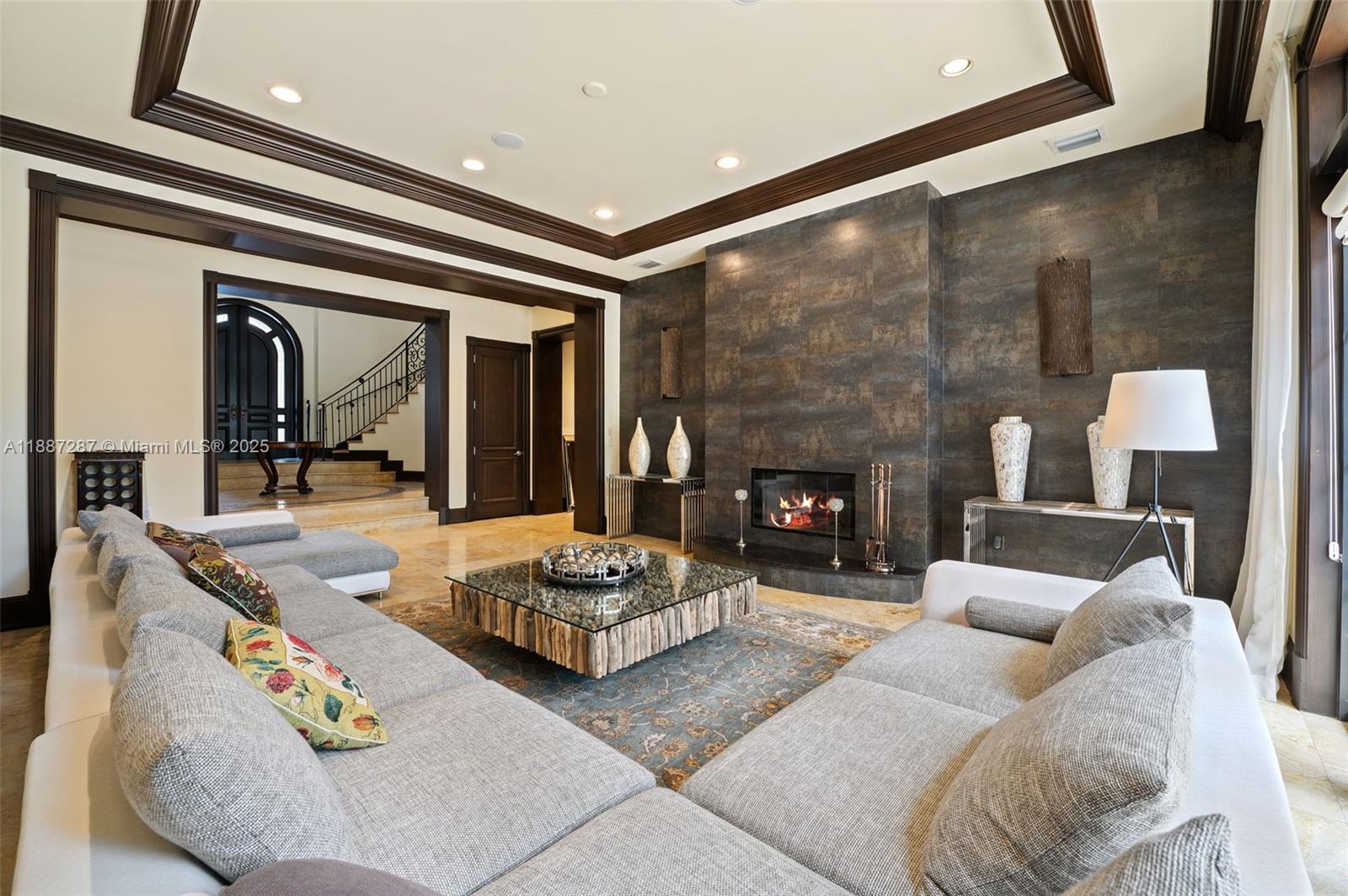 9601 SW 60th Ct Pinecrest, FL 33156