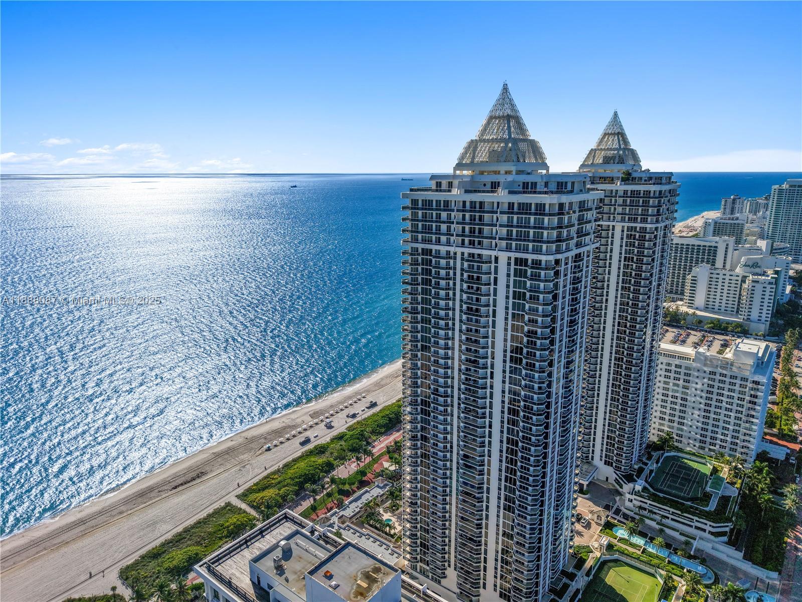 image Blue Diamond Condo35