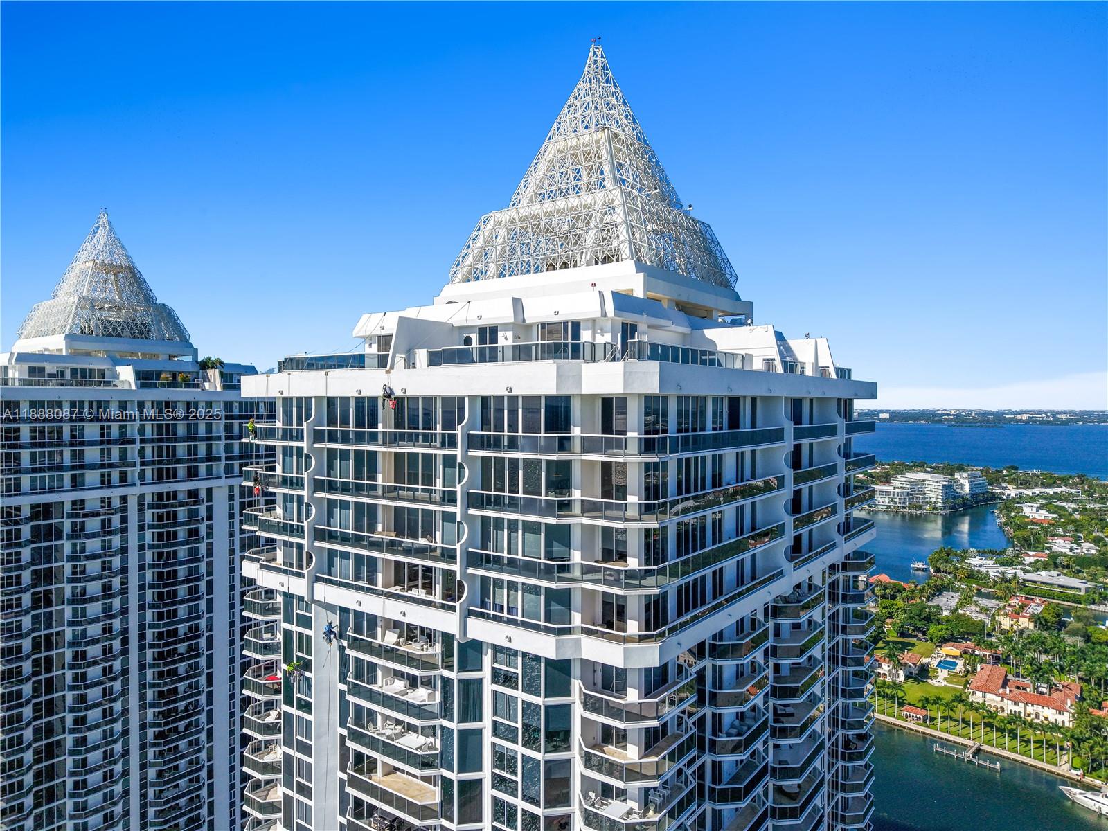 image Blue Diamond Condo37